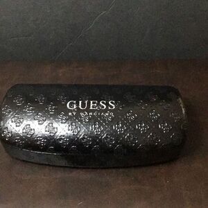 Glasses prescription lense frame andcase by guess